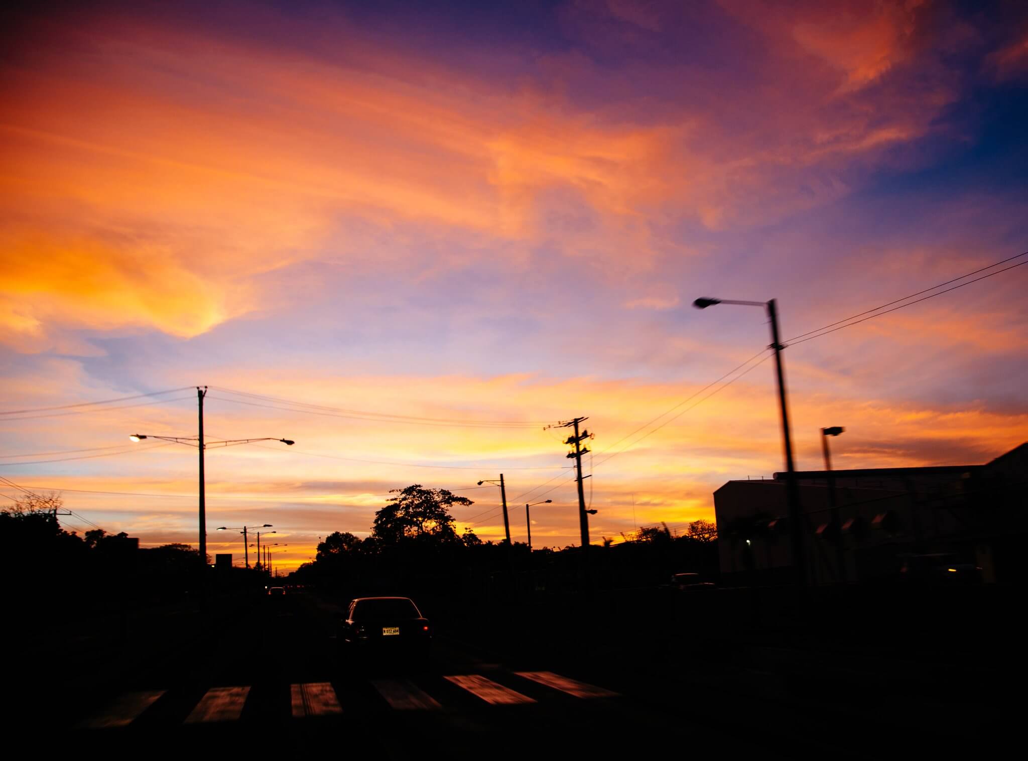 Kalaki Riot Lifestyle Travel Blog | Sunset Drive from Managua to Granada, Nicaragua Photography
