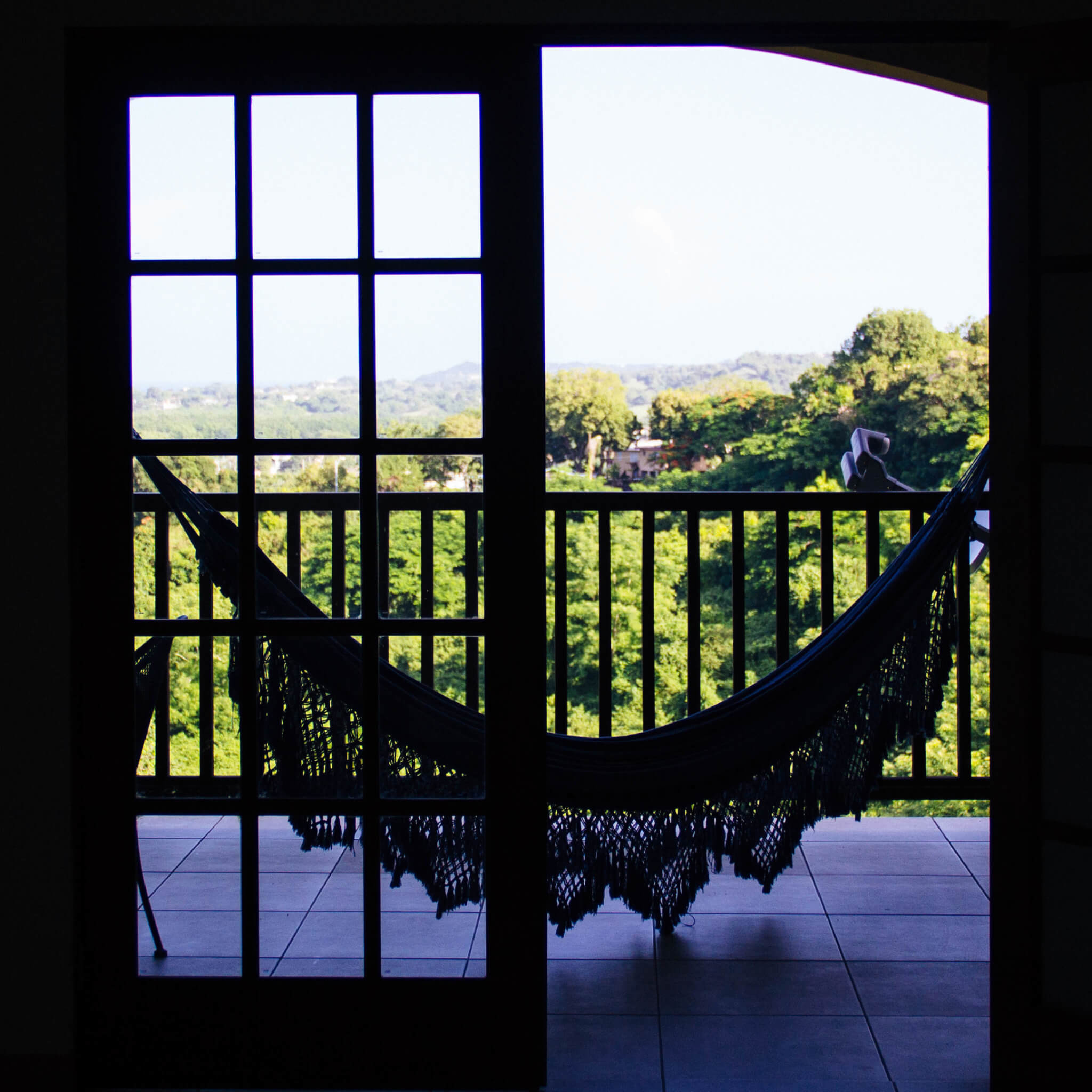 Hammock on the porch in Rincon, Puerto Rico | Uno Dos Trae