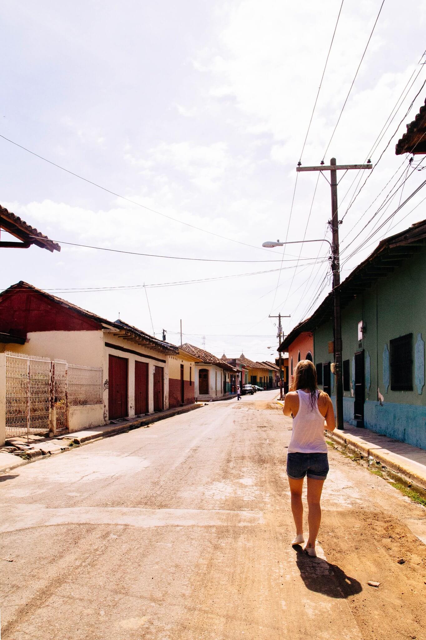 Kalaki Riot Lifestyle Travel Blog | Walking through Granada, Nicaragua Photography